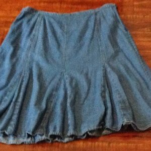 Blue jean skirt that twirls!